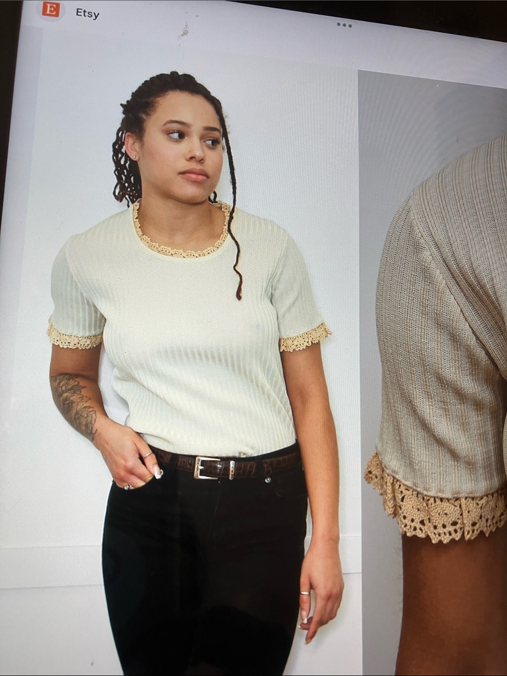 Vintage young face 



Ribbed Short-Sleeve Top with Crochet Trim